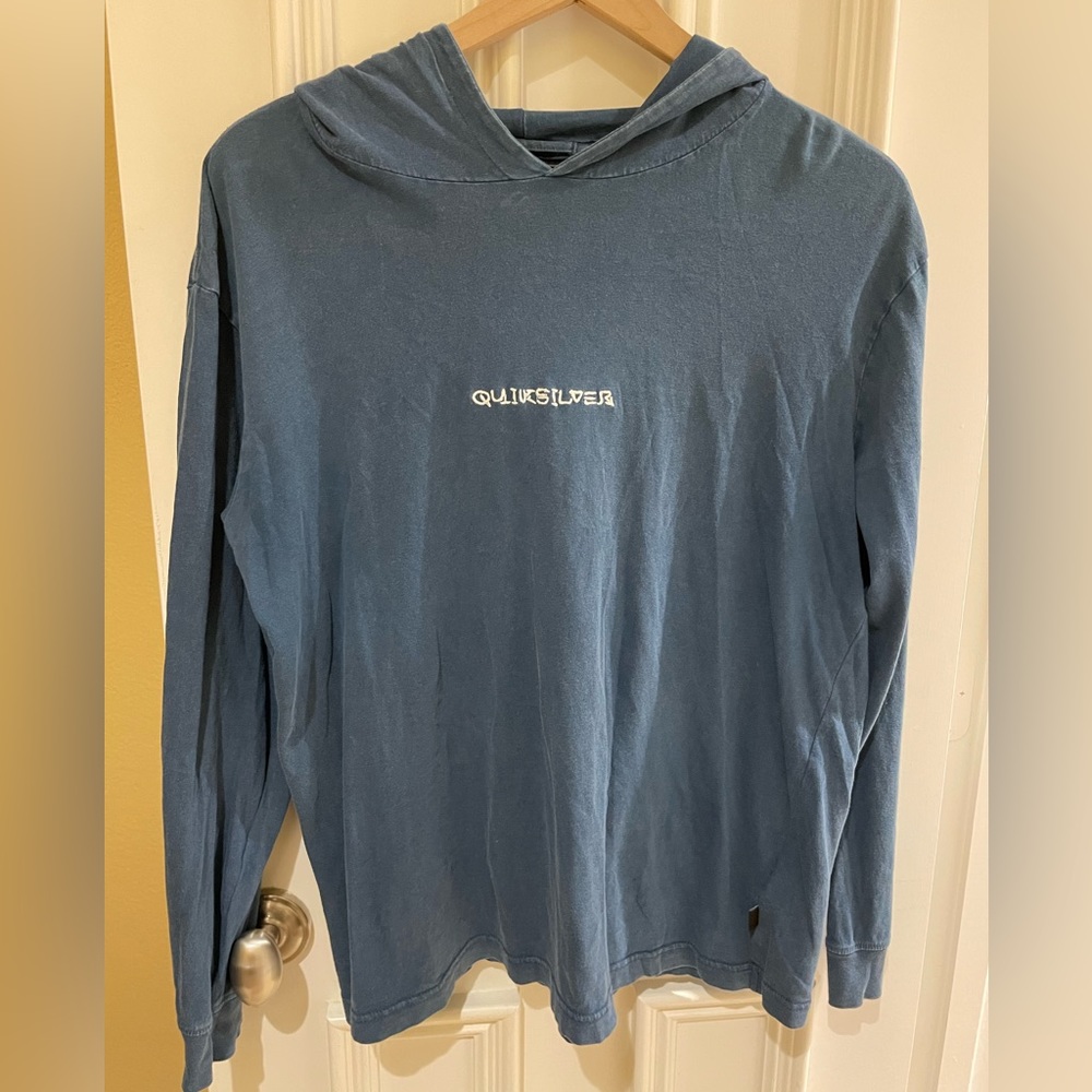 Quicksilver hooded long sleeve tee